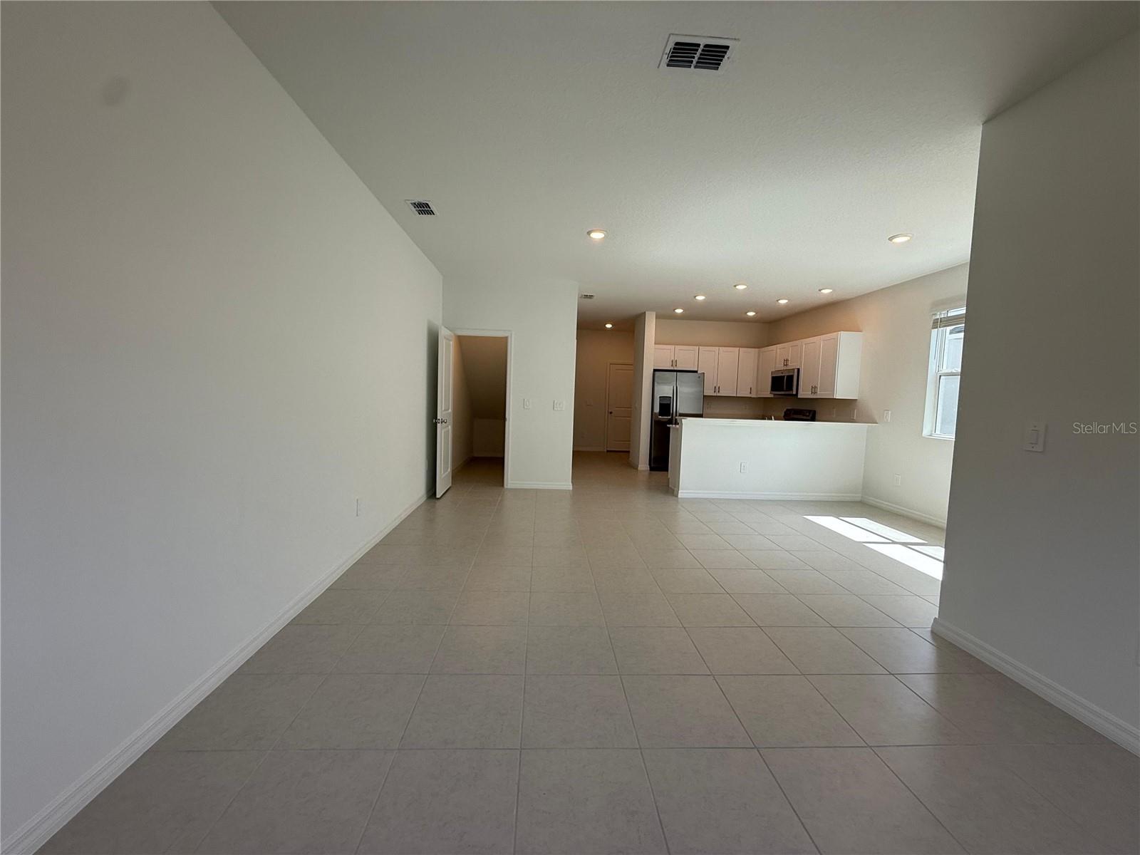 TWINFLOWERS - TOWNHOMES - Residential Lease