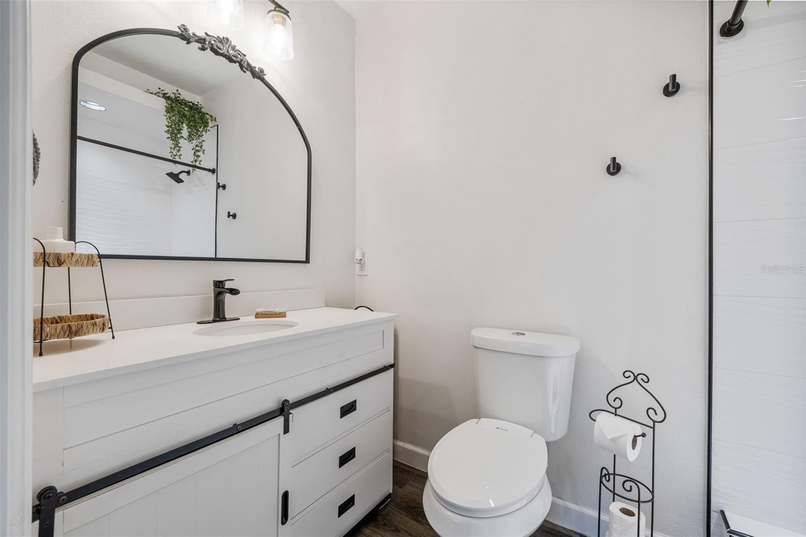 HAMPTON TERRACE - Residential Lease