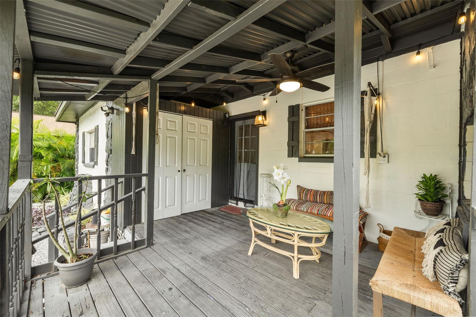 HAMPTON TERRACE - Residential Lease