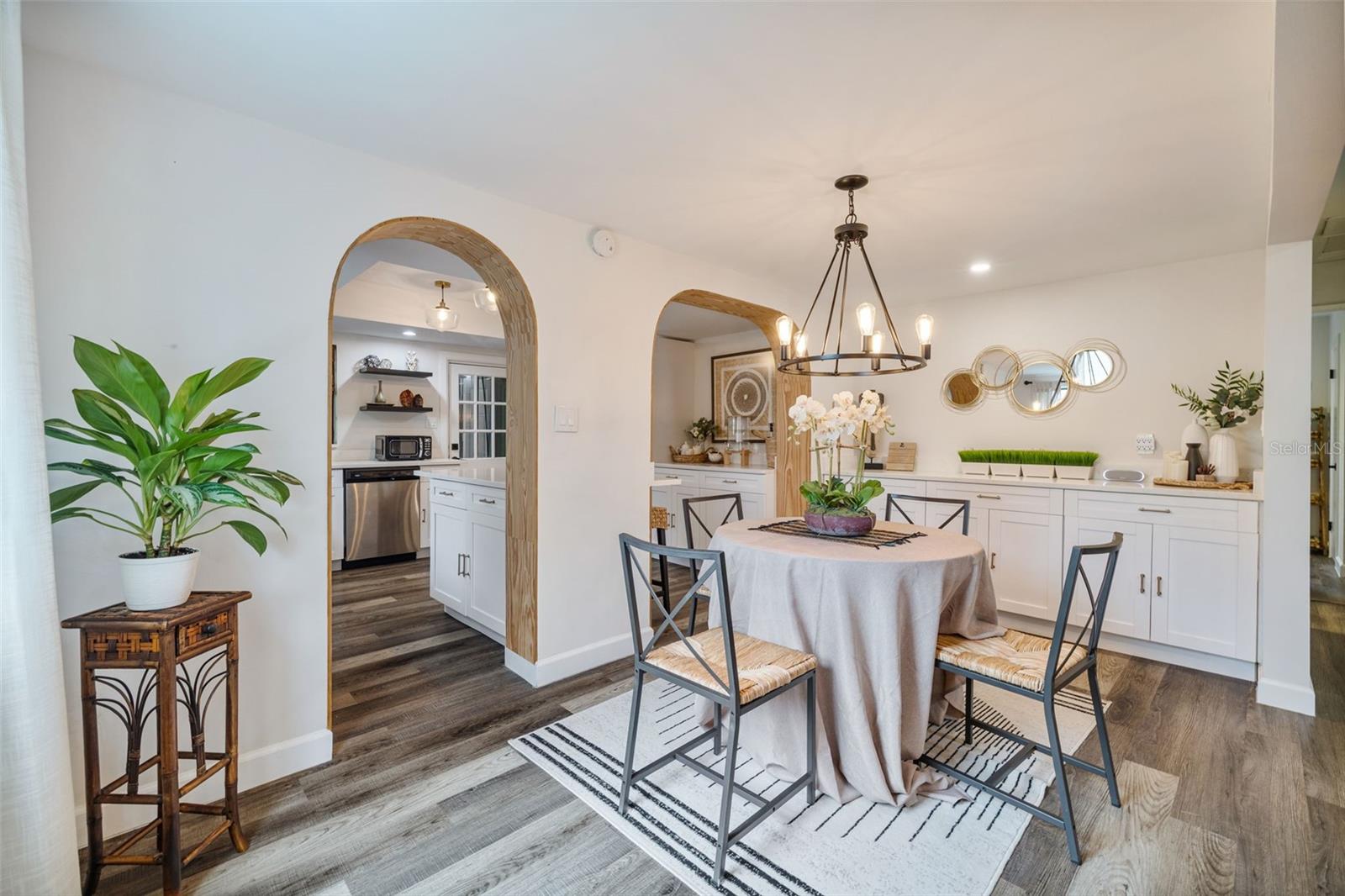 HAMPTON TERRACE - Residential Lease