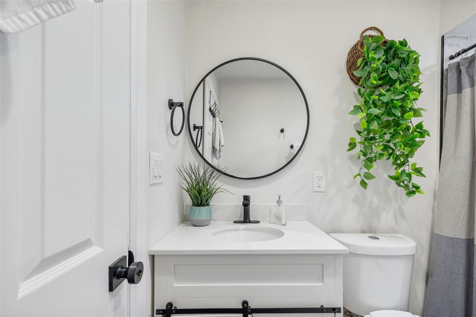 HAMPTON TERRACE - Residential Lease