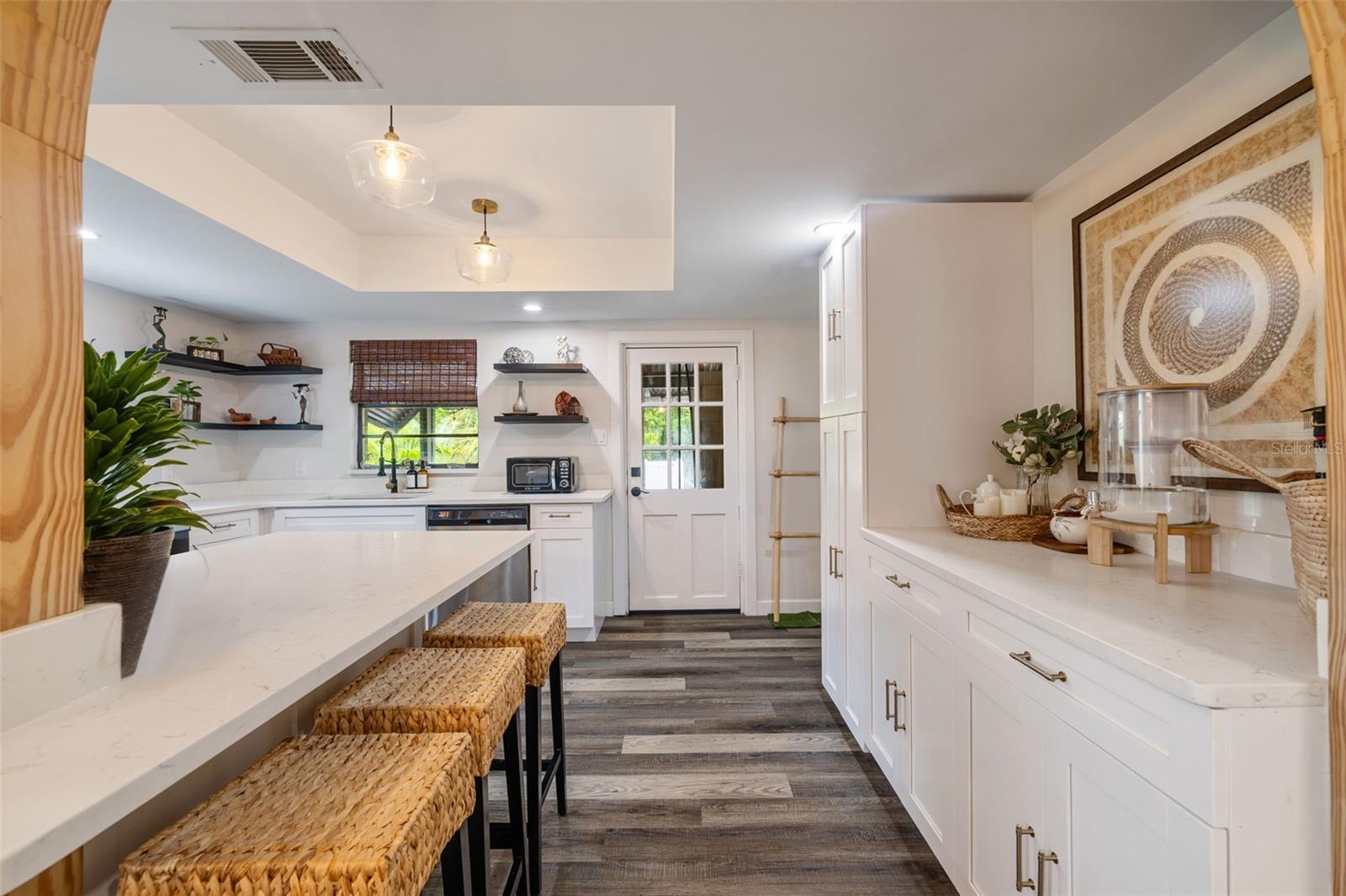 HAMPTON TERRACE - Residential Lease