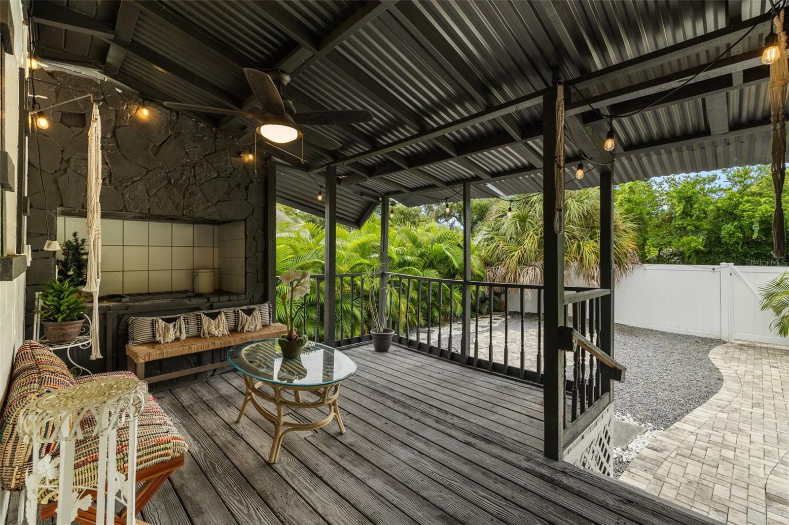 HAMPTON TERRACE - Residential Lease