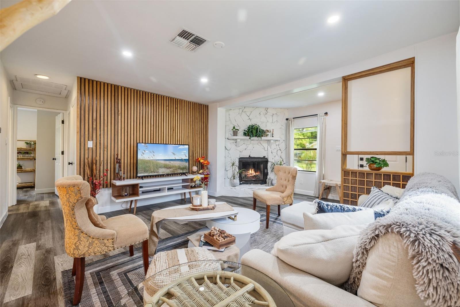 HAMPTON TERRACE - Residential Lease