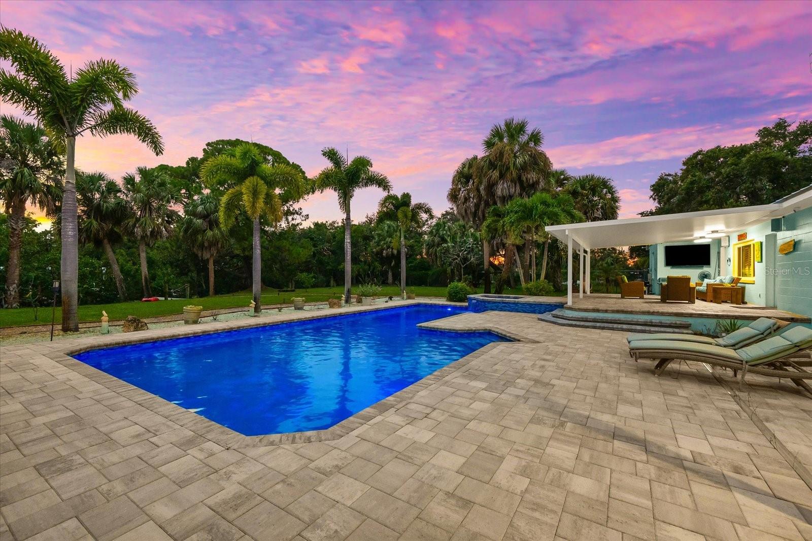 SUNSET HILLS - Residential