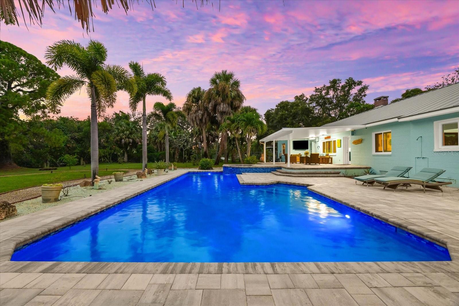 SUNSET HILLS - Residential