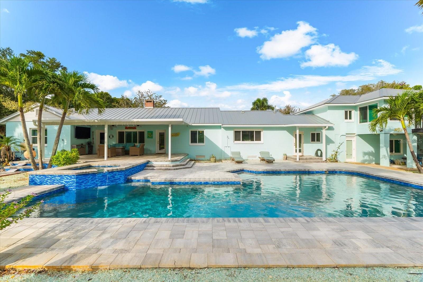 SUNSET HILLS - Residential
