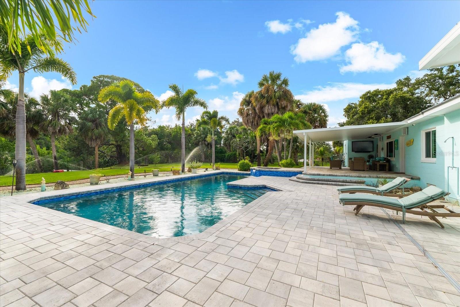 SUNSET HILLS - Residential
