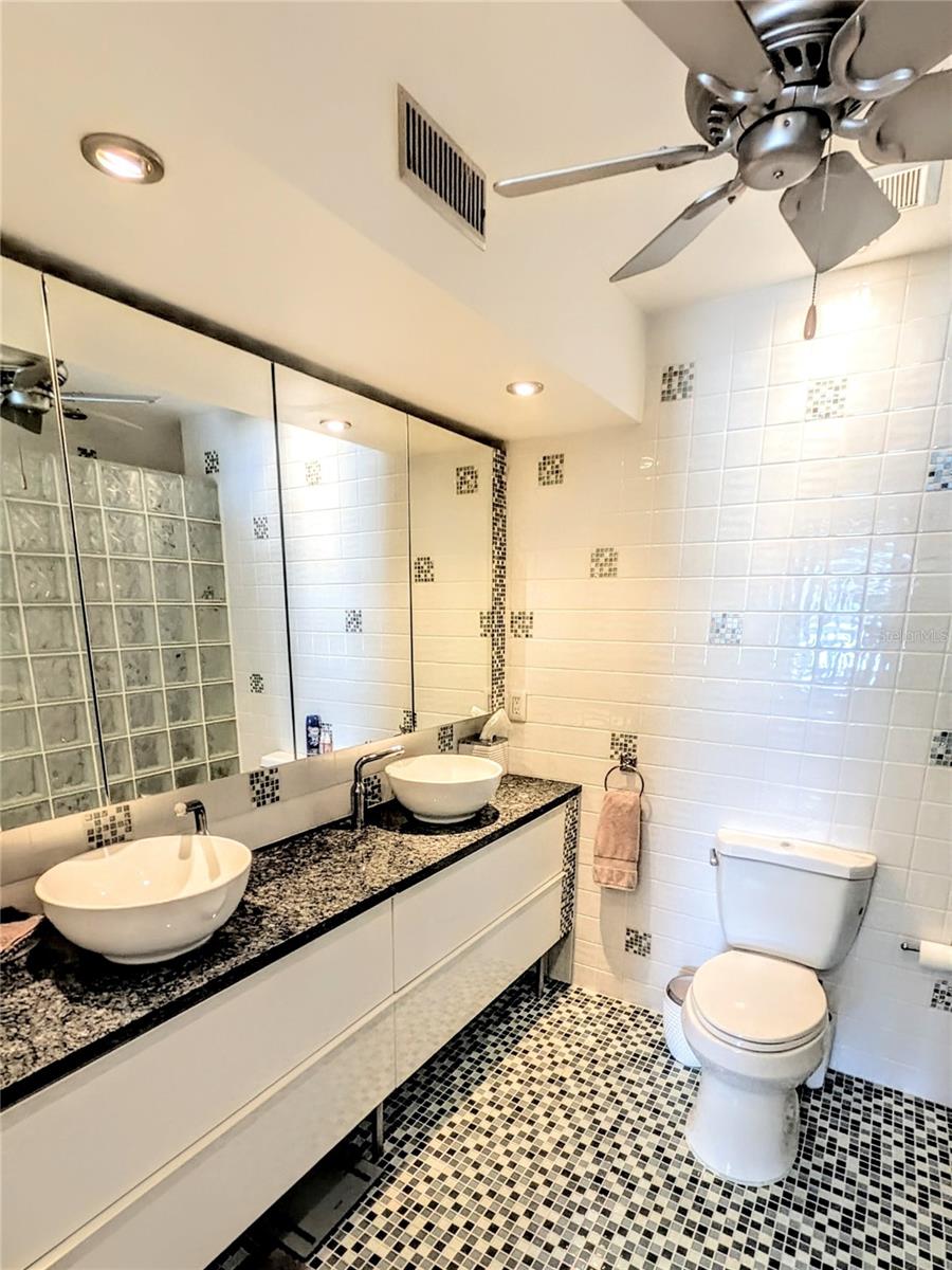 BOATYARD - Residential Lease