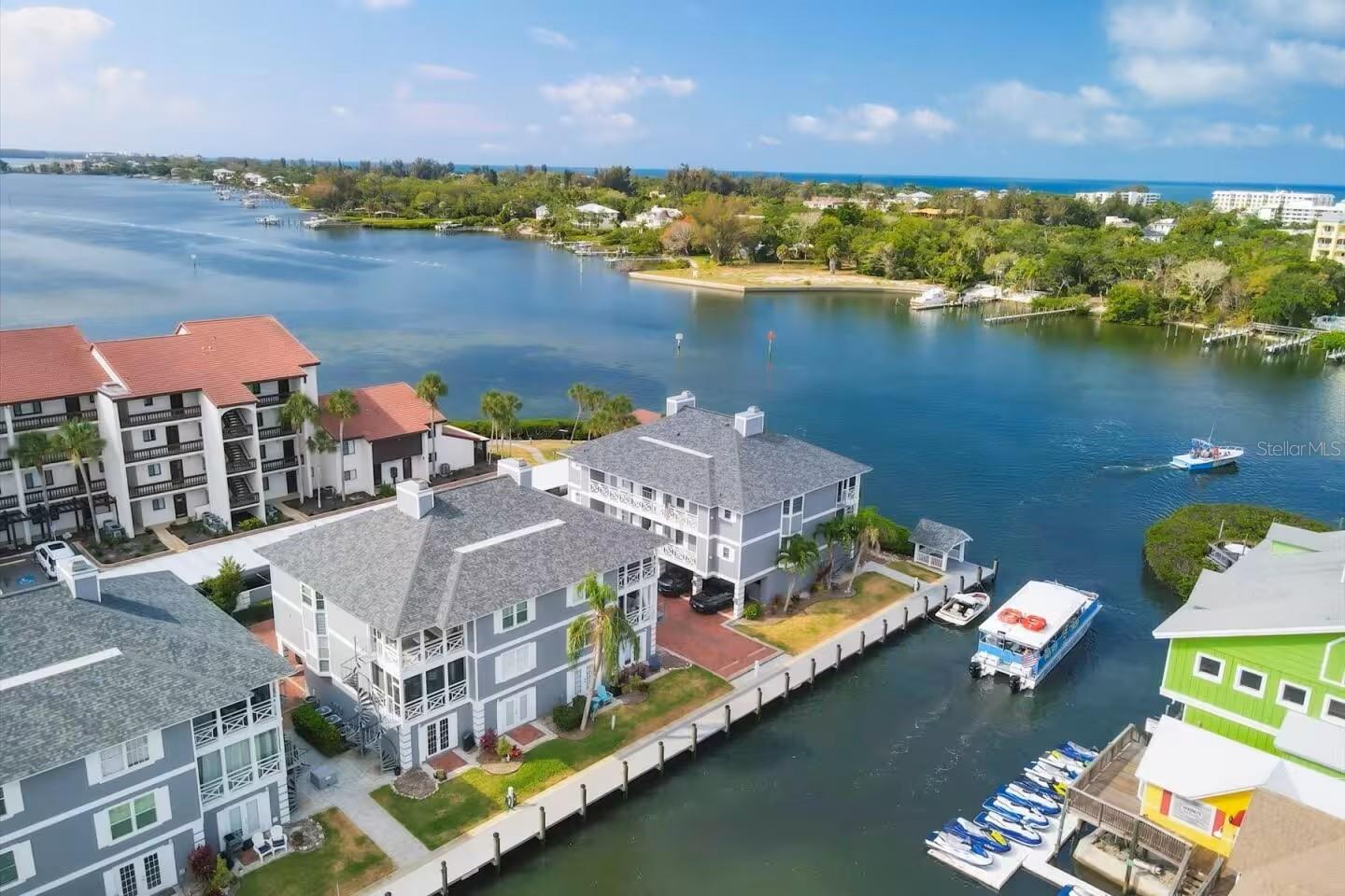 BOATYARD - Residential Lease