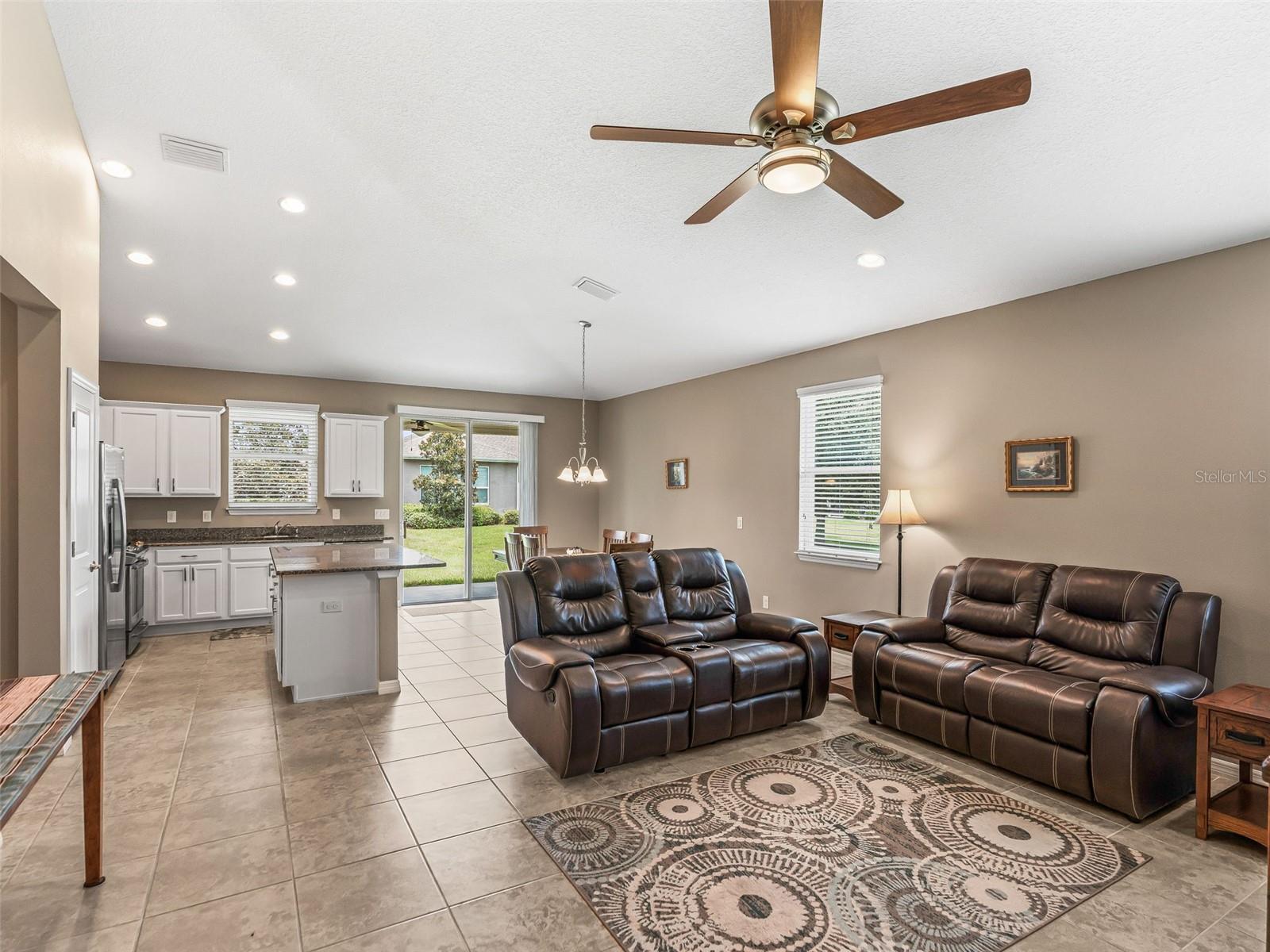 5647 NW 37TH LANE RD