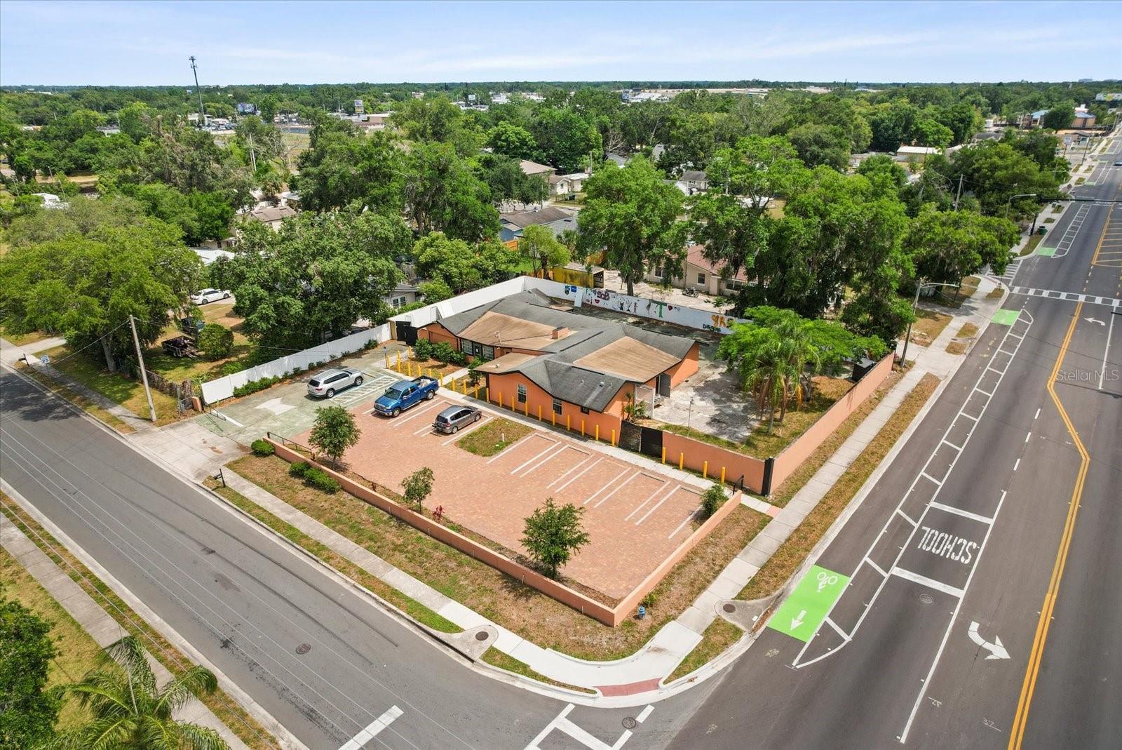 Versatile Commercial Property on Corner Lot – Minutes from Downtown Orlando
Discover the potential of 1436 22nd Street, a standalone commercial building situated on a prime corner lot in the heart of Orlando. This well-positioned property features 3 private rooms, 3 bathrooms, and a generously sized outdoor area, making it ideal for a variety of professional, retail, or service-based businesses.
The building offers a flexible interior layout that can be tailored to fit your operational needs—whether you're setting up offices, consultation rooms, or a collaborative workspace. The wide outdoor space and ample on-site parking adds convenience for both staff and clients.
With high visibility and easy access to I-4, SR 408, and Orange Blossom Trail, the location supports both local traffic and regional connectivity. Its corner-lot placement enhances exposure and makes access easy from multiple directions.
This property is a great fit for owner-occupants or investors seeking a functional space in a central, growing area of Orlando.
Zoned for commercial use and ready for your vision—schedule a private tour today!