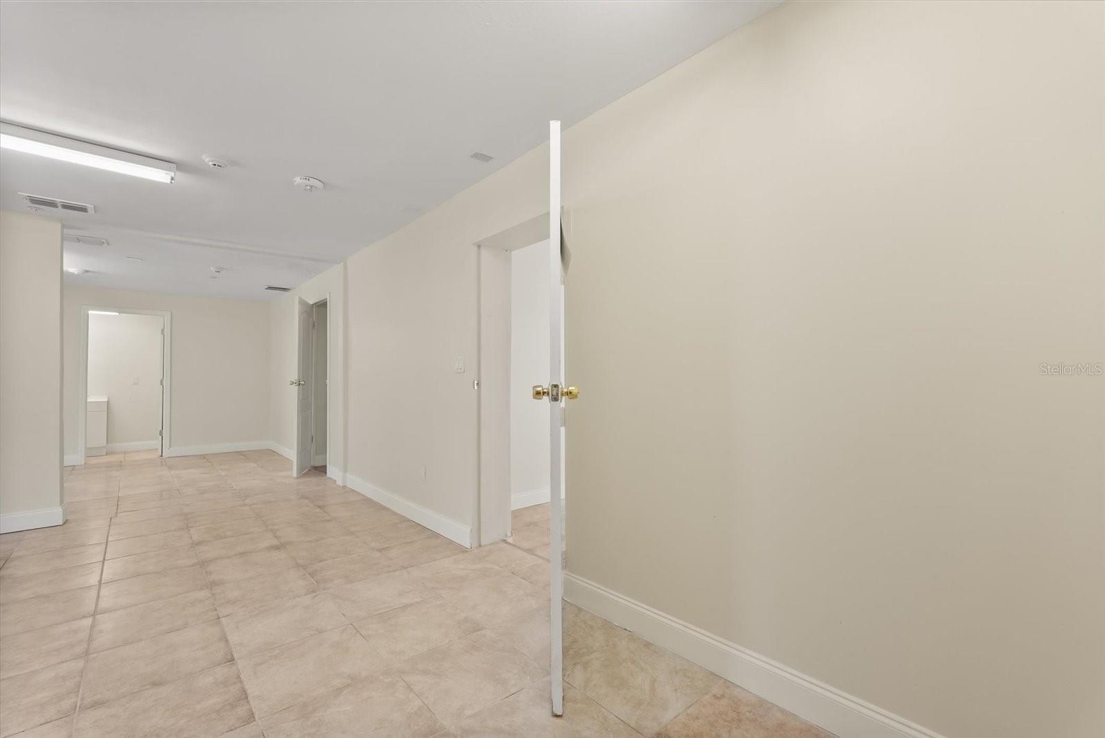 ANGEBILT ADD - Commercial Lease