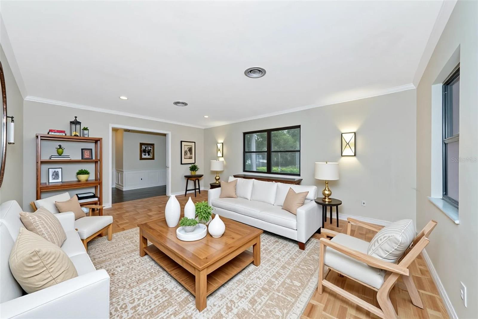 320 25TH STREET W