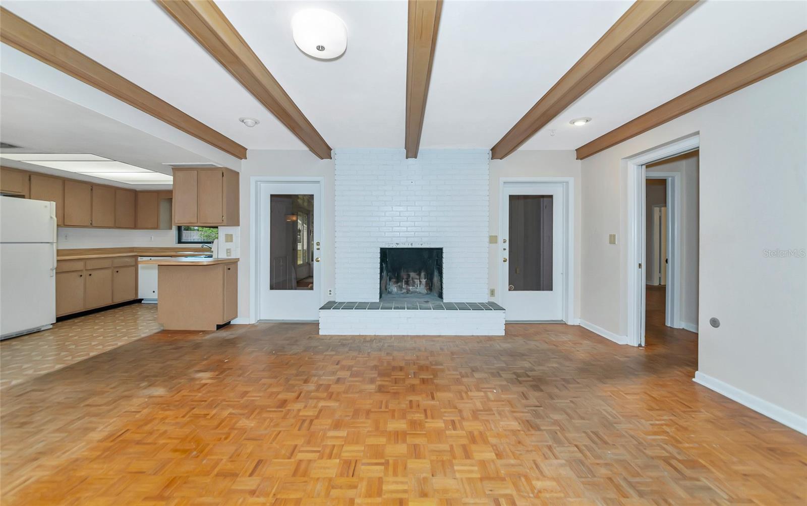 320 25TH STREET W