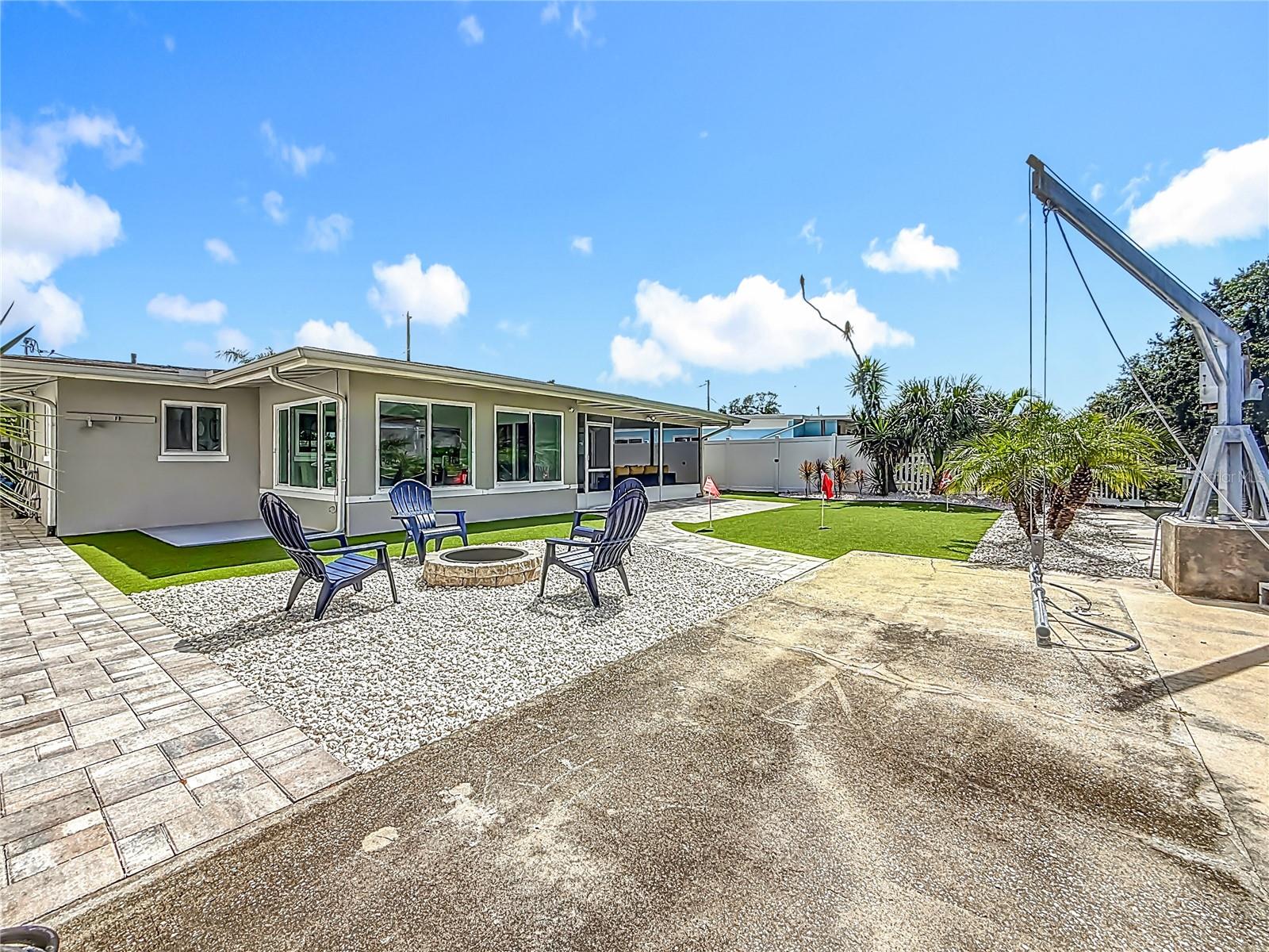 BAYWOOD SHORES 1ST ADD - Residential Lease