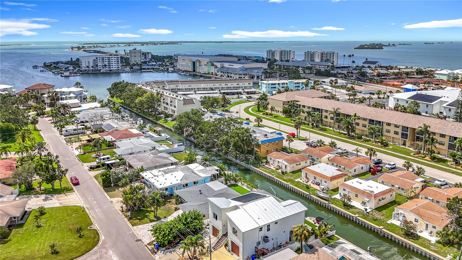 BAYWOOD SHORES 1ST ADD - Residential Lease