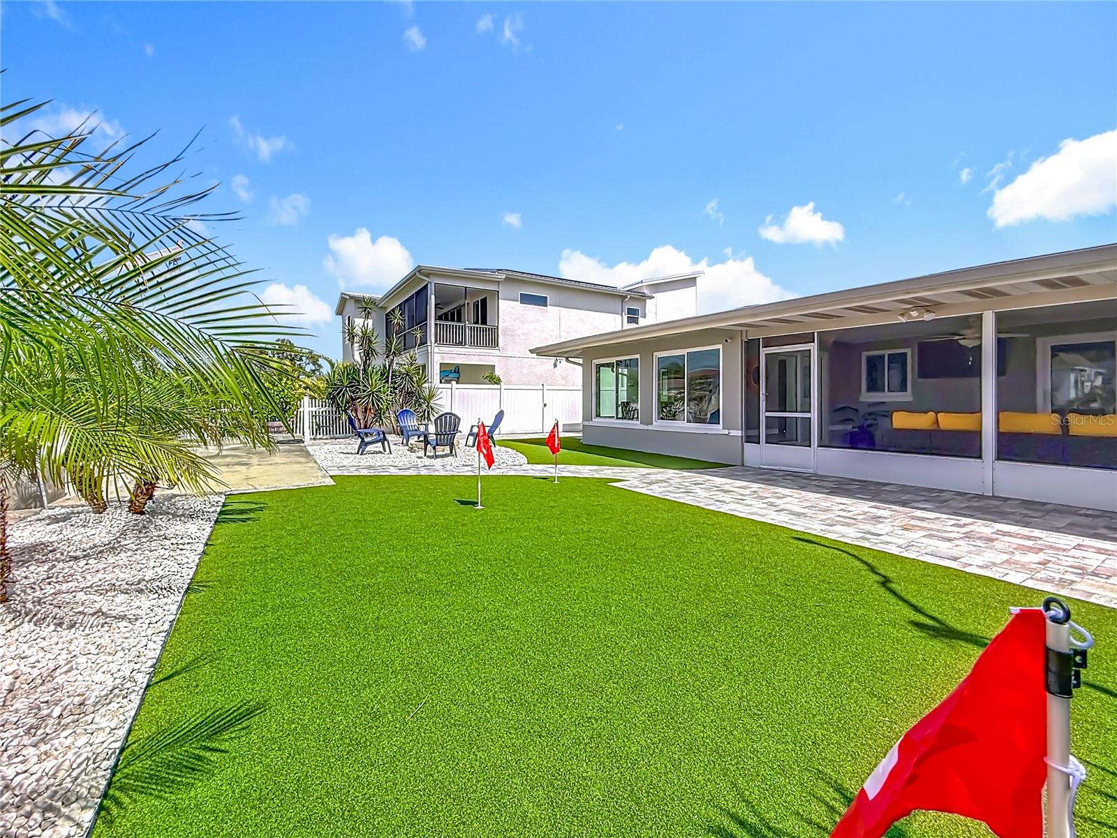 BAYWOOD SHORES 1ST ADD - Residential Lease