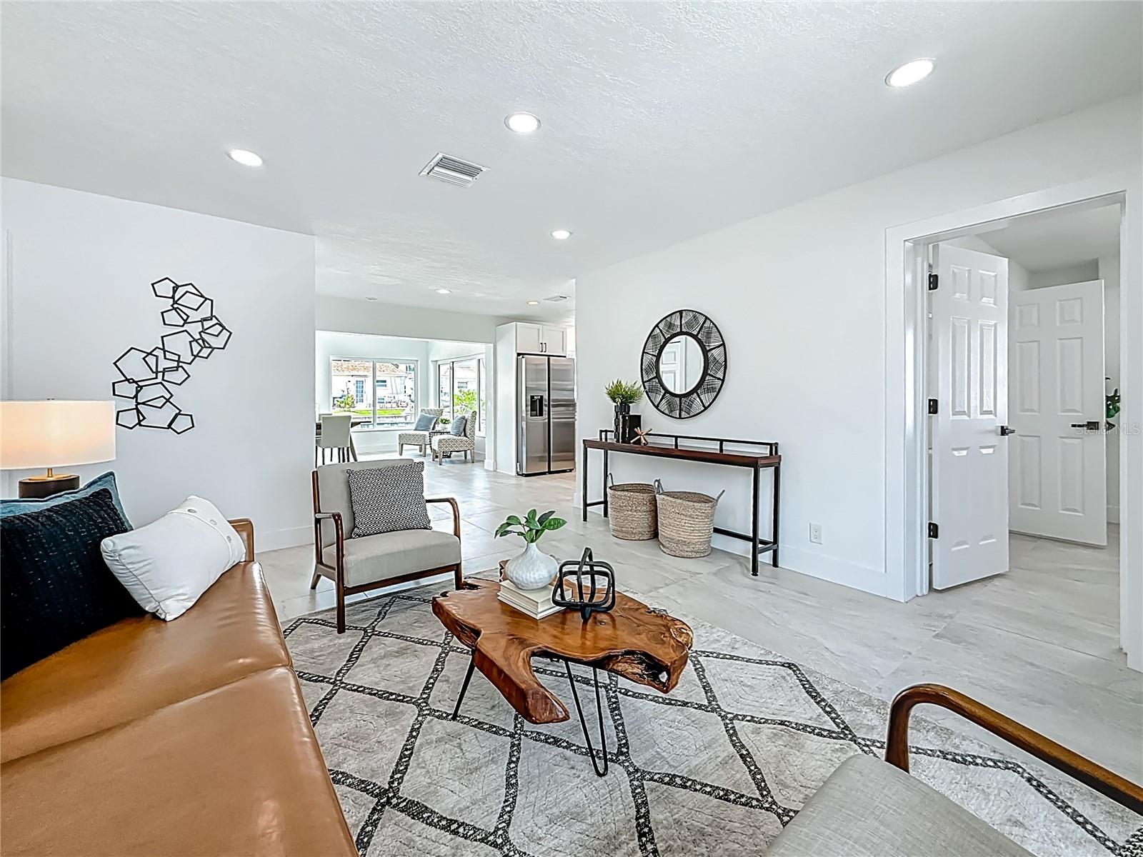 BAYWOOD SHORES 1ST ADD - Residential Lease