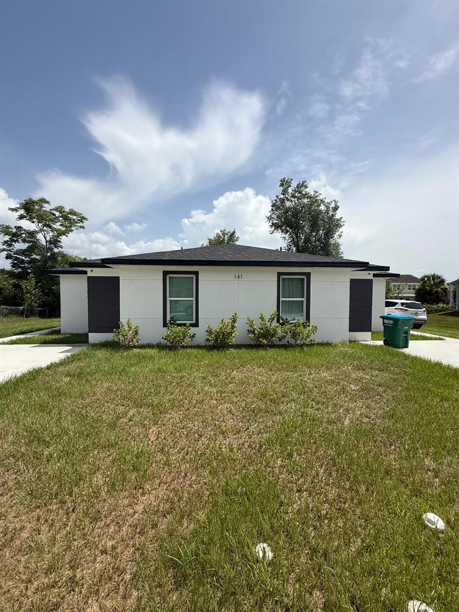 Well maintained 3 bedrooms 2 bathrooms half a duplex built in 2023 with open layout ,granite countertoops,waterproof laminate floor and a large primary suite with walk in closet .Great location 30 minutes to the beach, 45 minutes to orlando.Contact now to schedule a showing