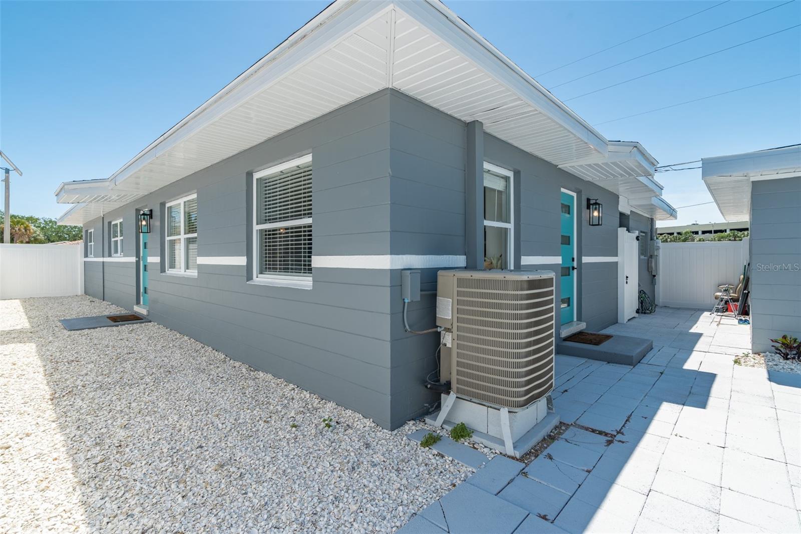 PASADENA SHORES - Residential Lease