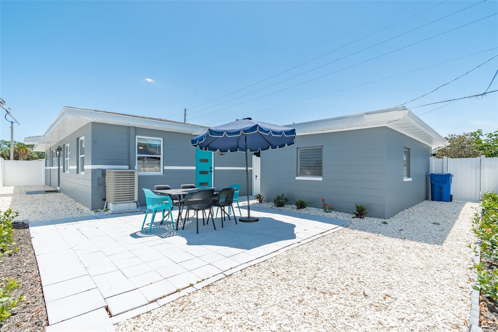 PASADENA SHORES - Residential Lease