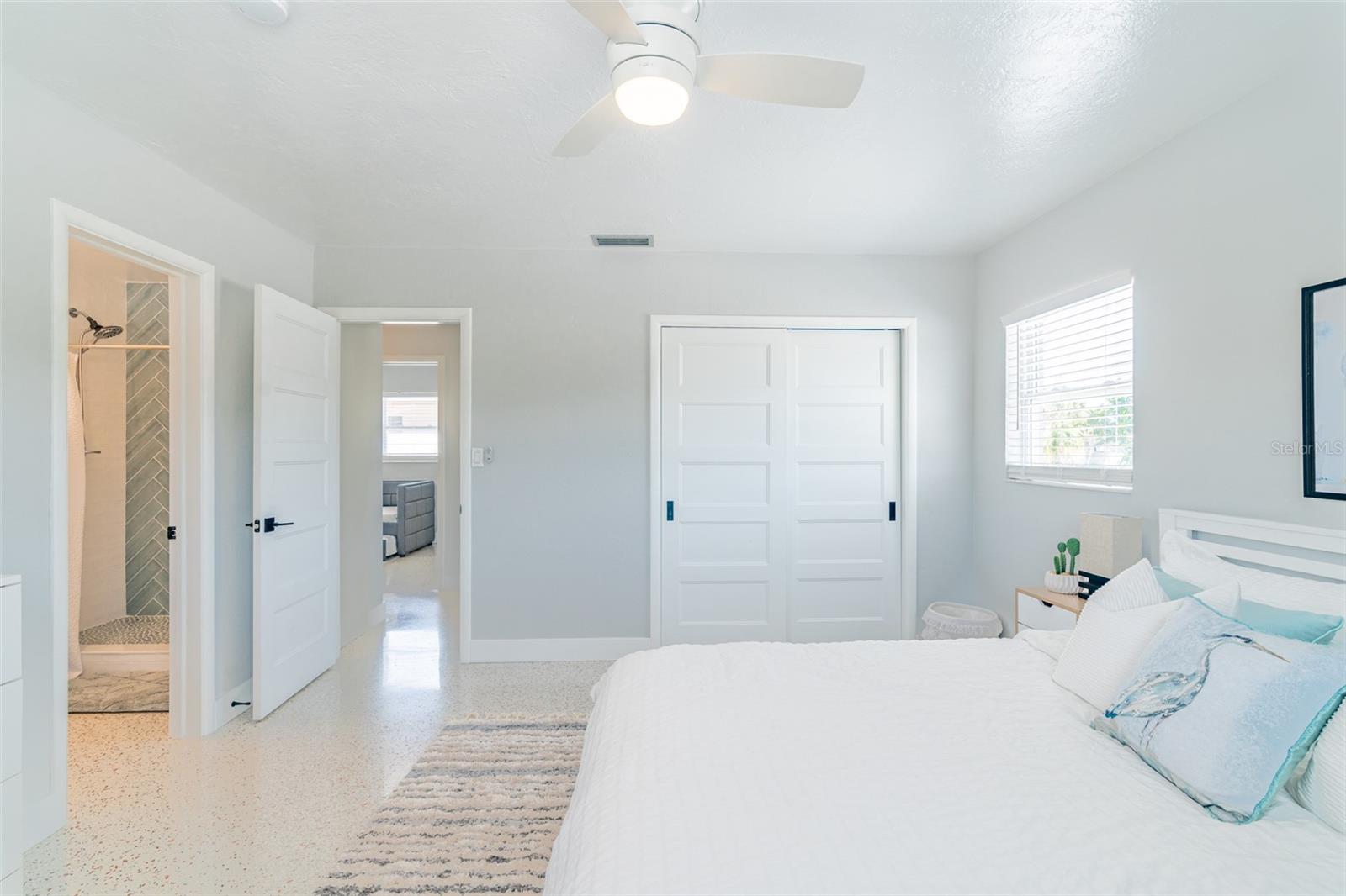 PASADENA SHORES - Residential Lease