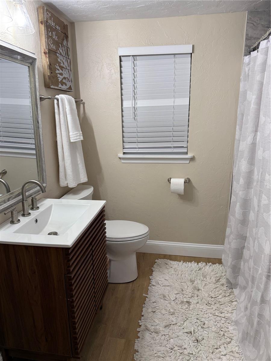 SARASOTA-VENICE CO SUB - Residential Lease