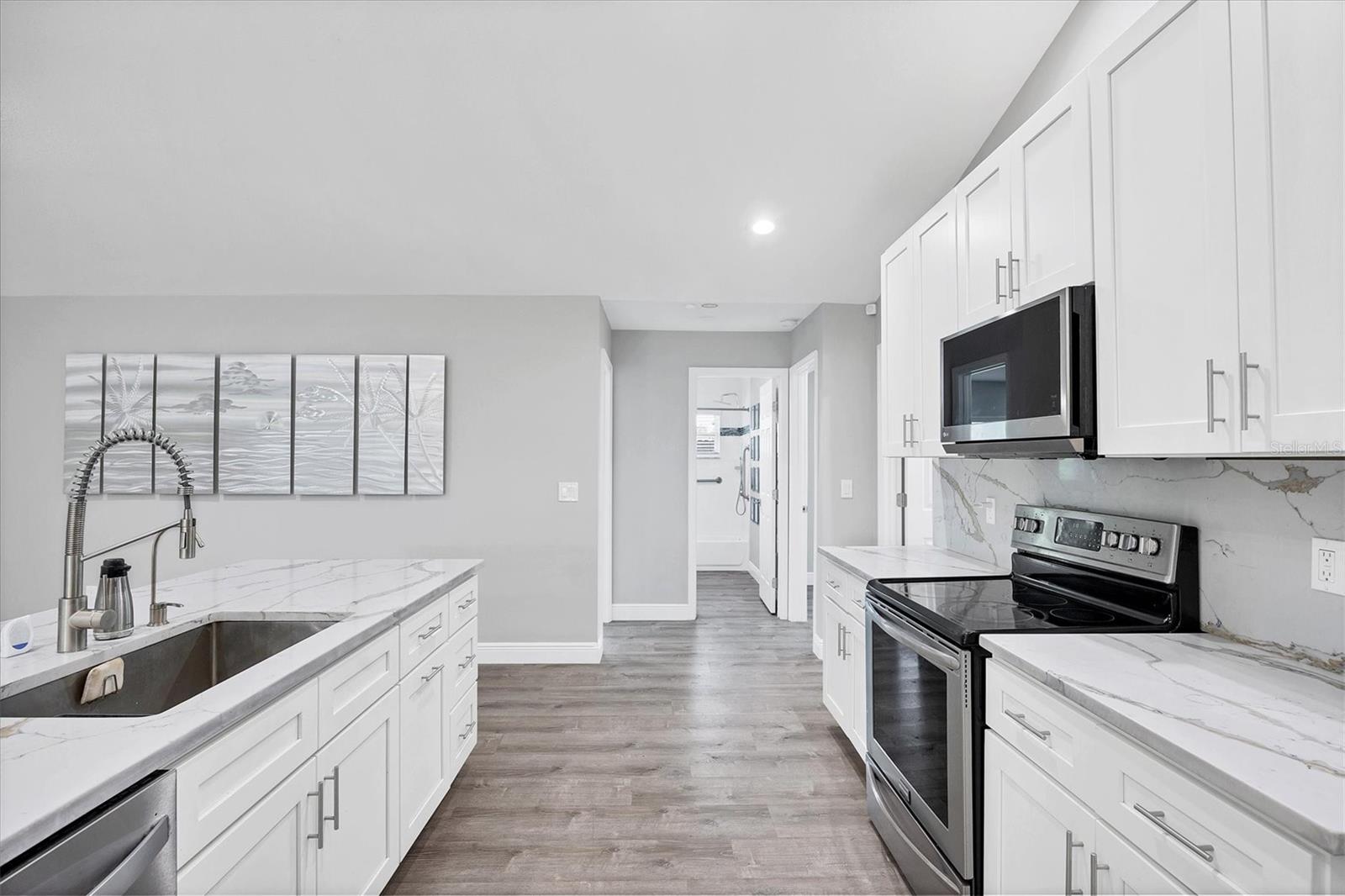 EASTPOINTE PH 2A - Residential Lease