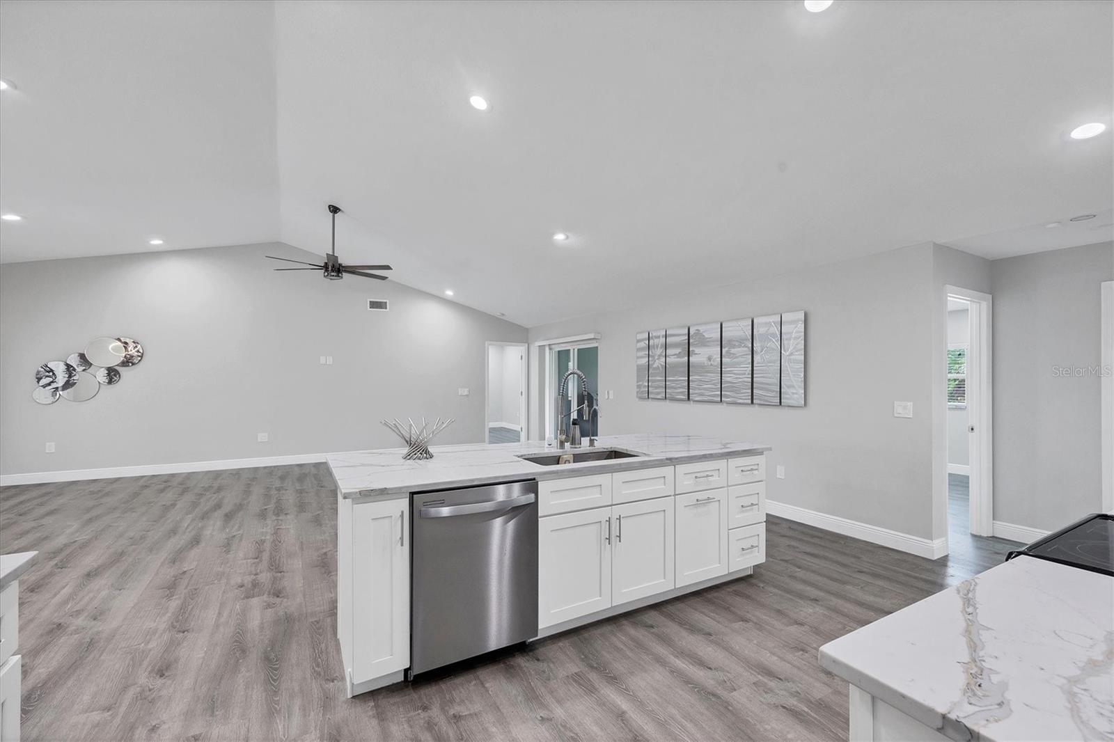 EASTPOINTE PH 2A - Residential Lease