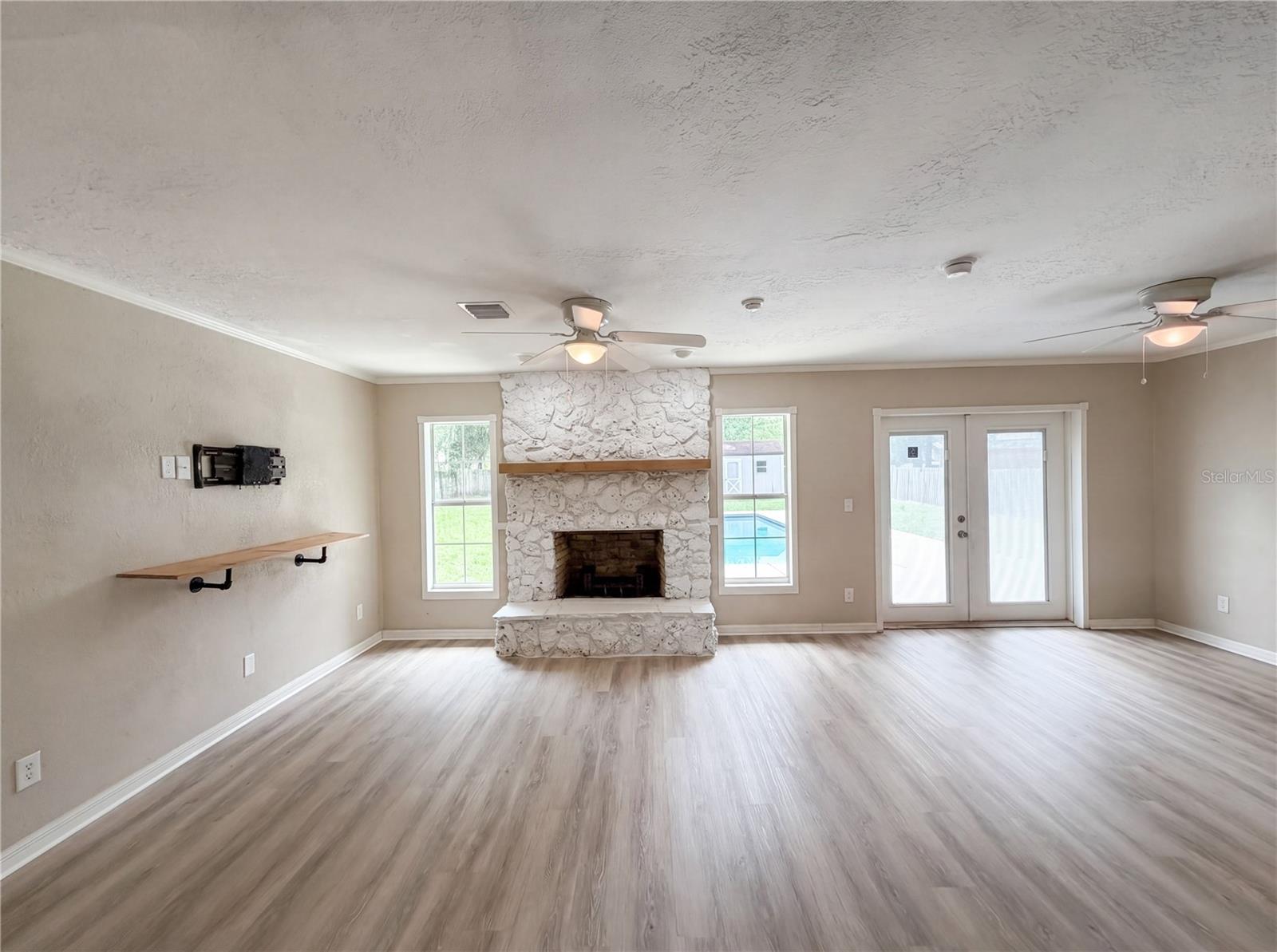 WOODLAND PLACE FIRST ADD - Residential