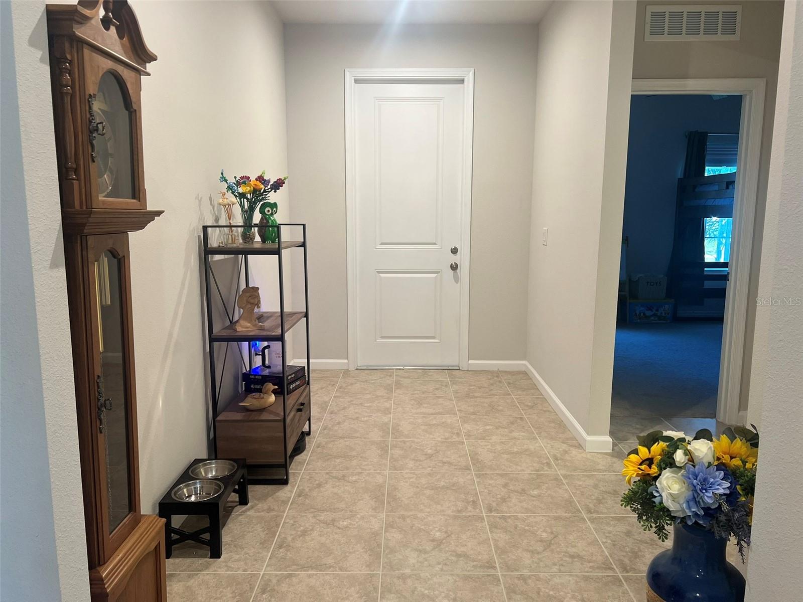 DORA LANDINGS - Residential