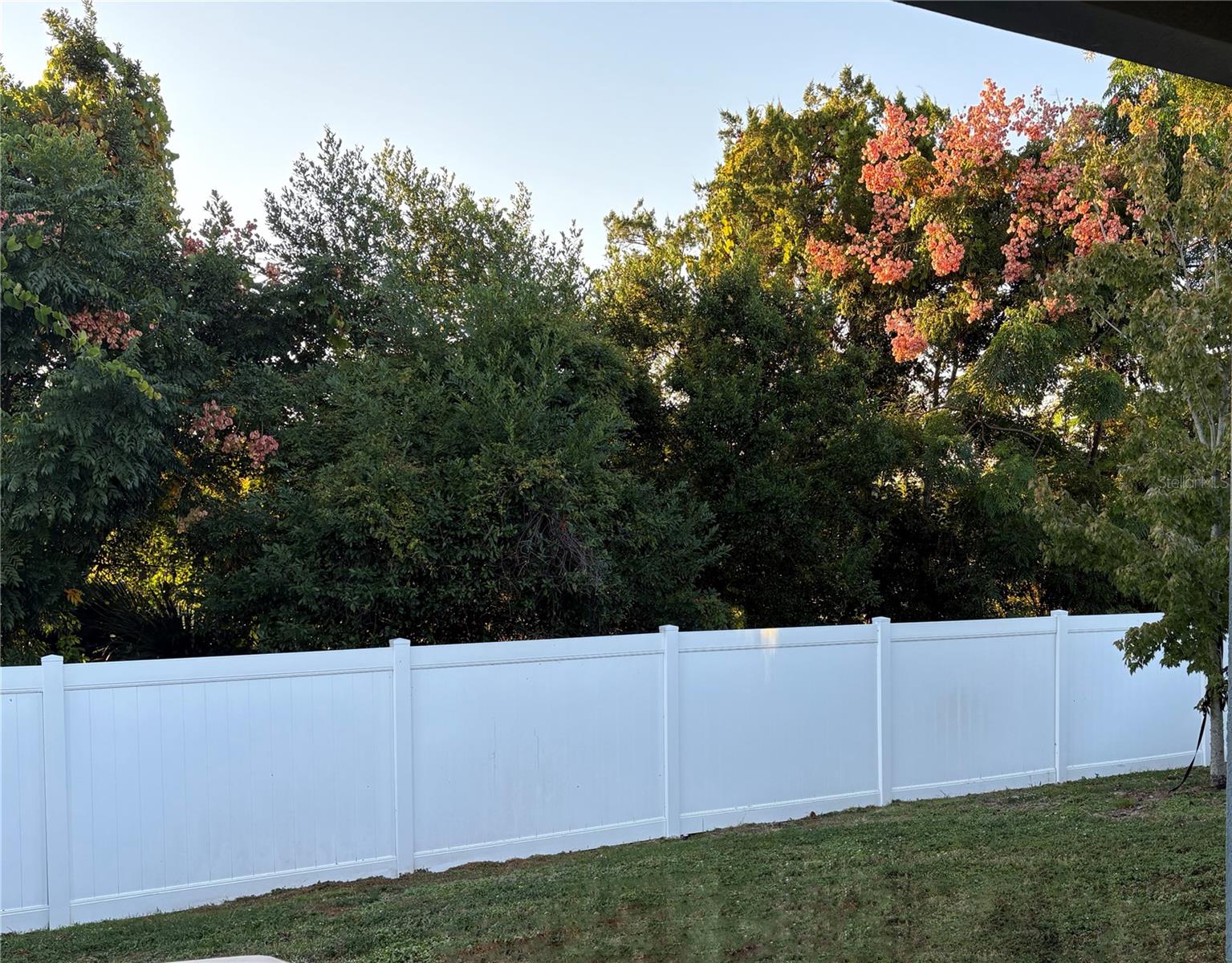 DORA LANDINGS - Residential