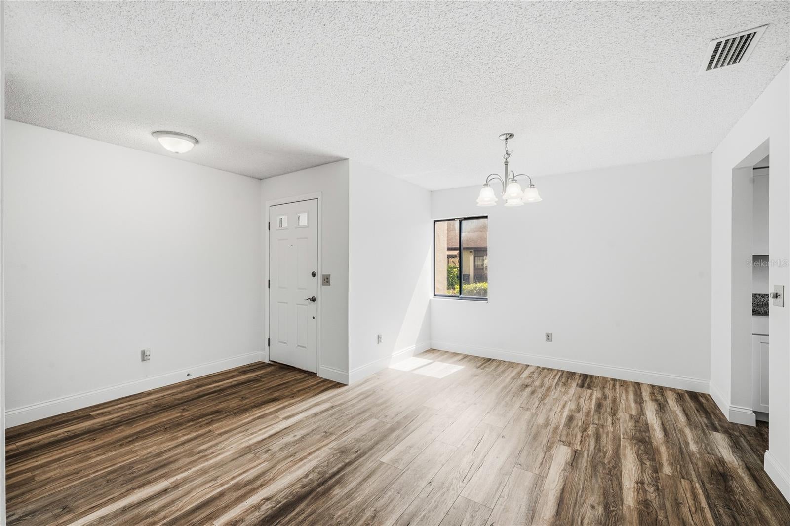 101 GRAND PLAZA DRIVE D60