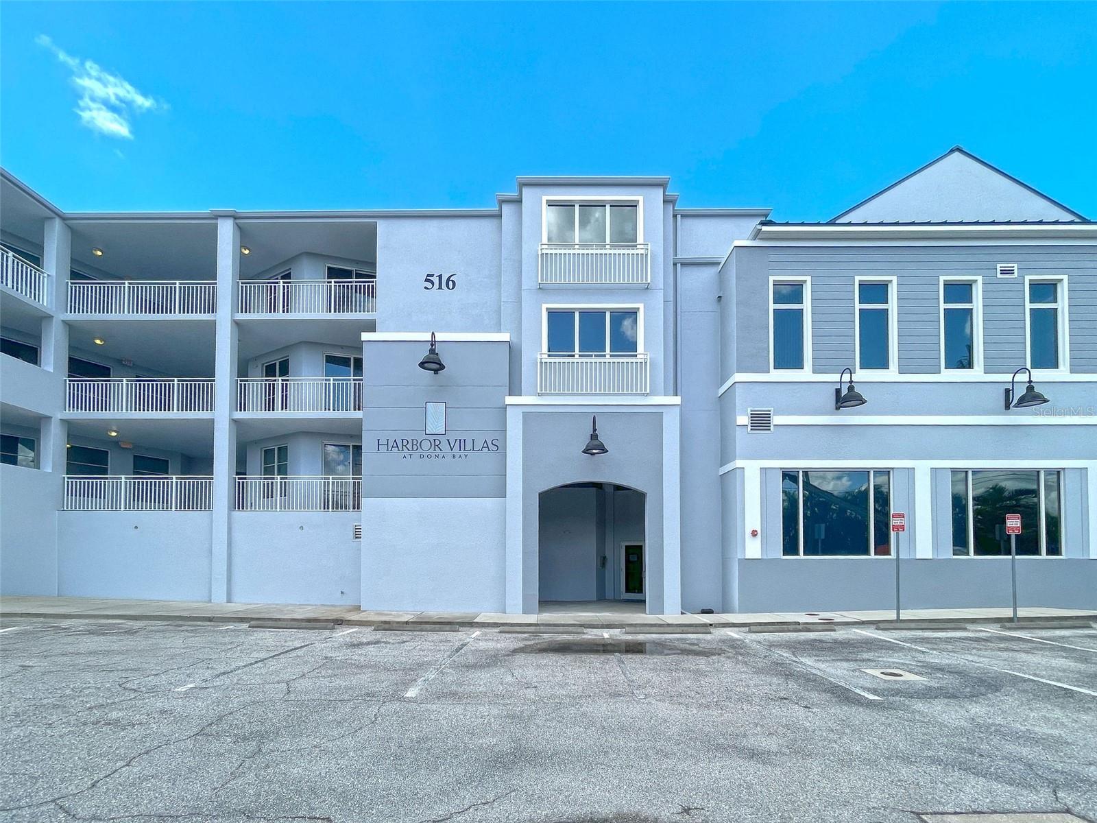 516 TAMIAMI TRAIL S 303