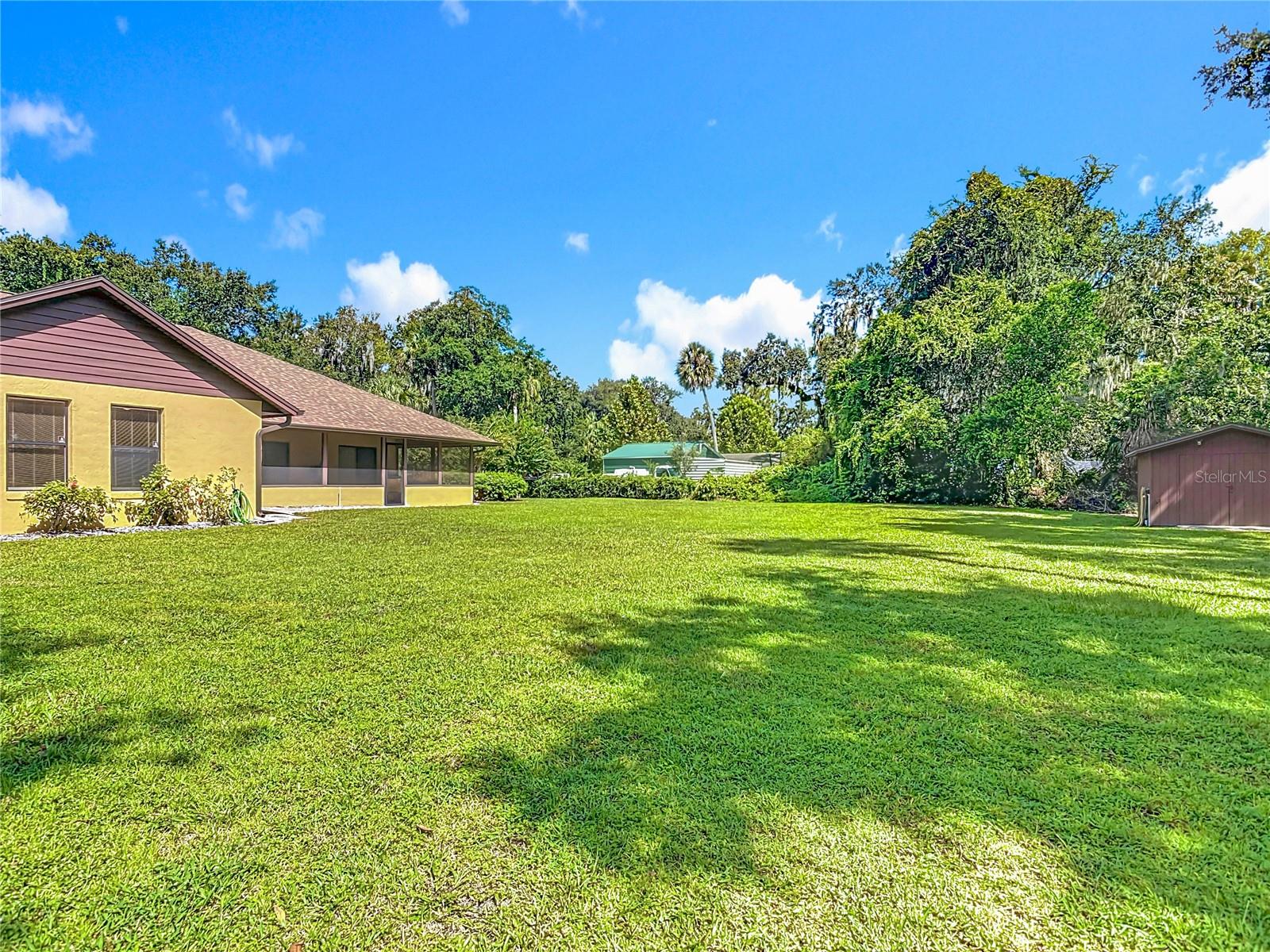 INDIAN MOUND VILLAGE - Residential