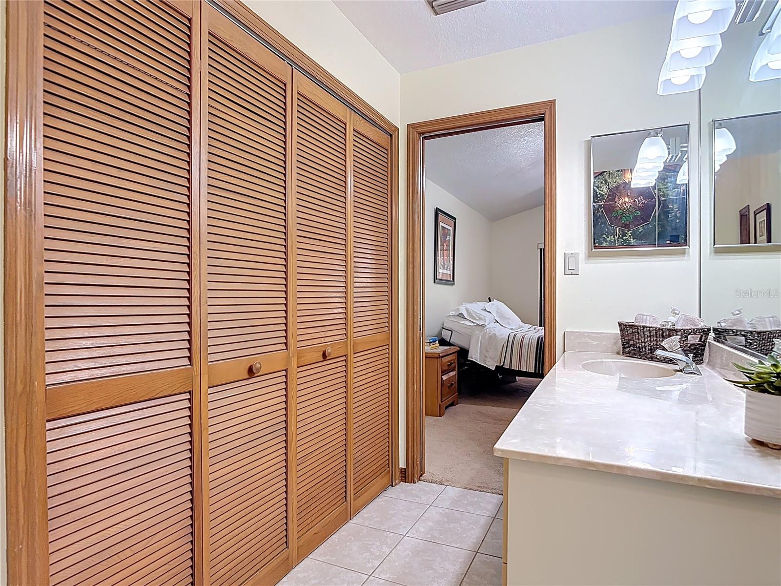 INDIAN MOUND VILLAGE - Residential