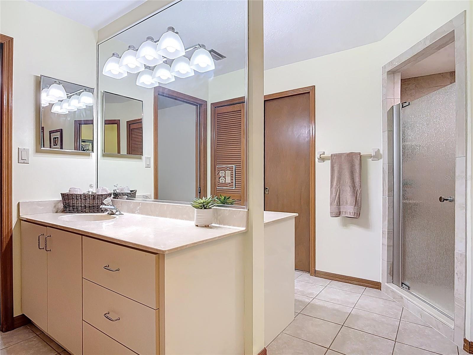 INDIAN MOUND VILLAGE - Residential