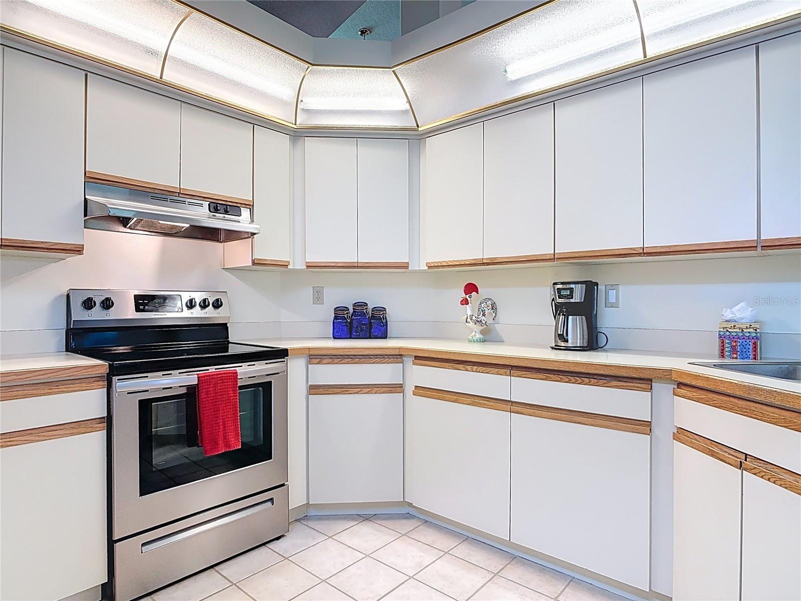 INDIAN MOUND VILLAGE - Residential