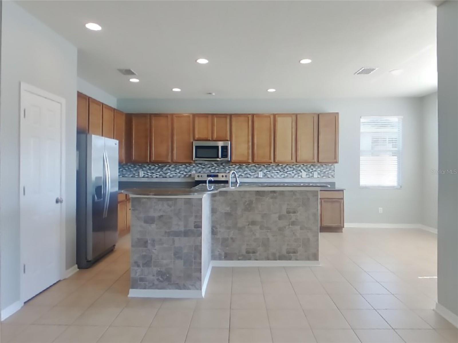 BROOKFIELD ESTATES - Residential Lease