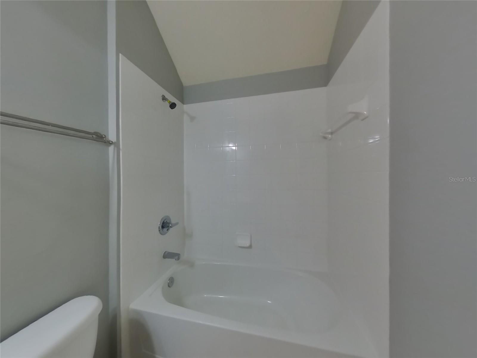 BROOKFIELD ESTATES - Residential Lease