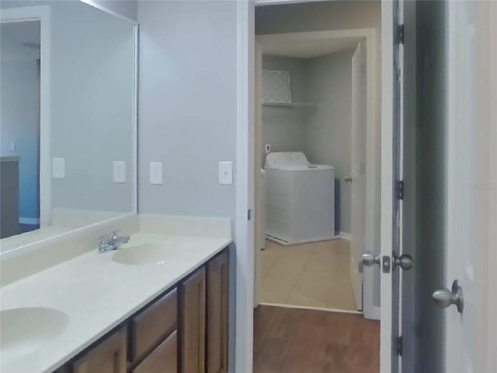 BROOKFIELD ESTATES - Residential Lease