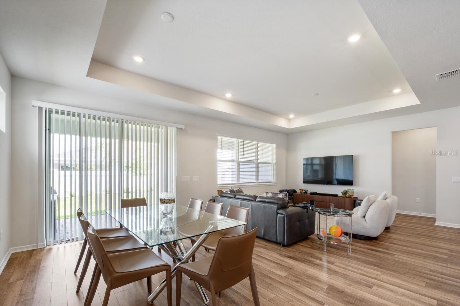 DEL WEBB OASIS PH 3 - Residential Lease