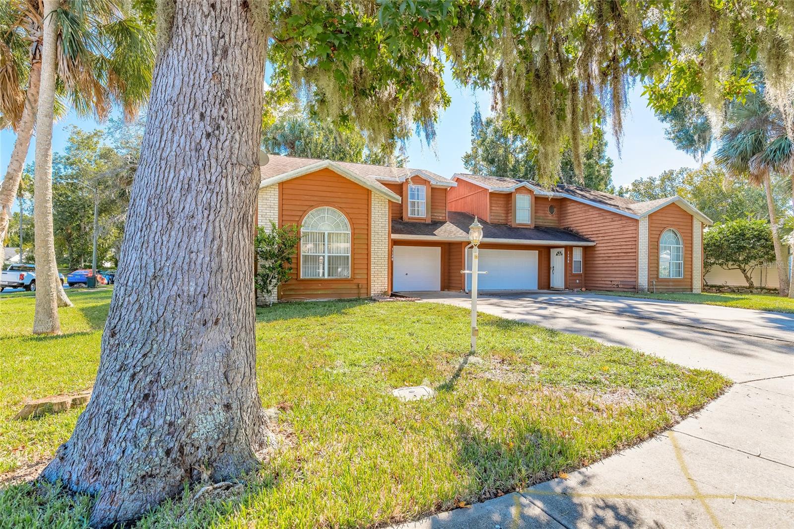 SOUTHERN OAKS - Residential