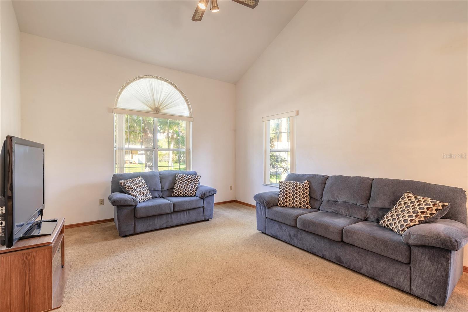 SOUTHERN OAKS - Residential