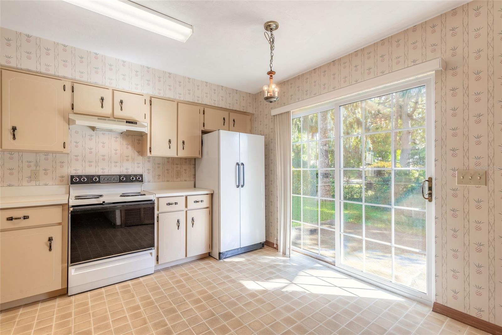 SOUTHERN OAKS - Residential