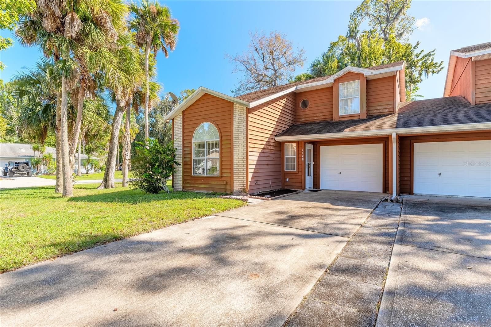 SOUTHERN OAKS - Residential