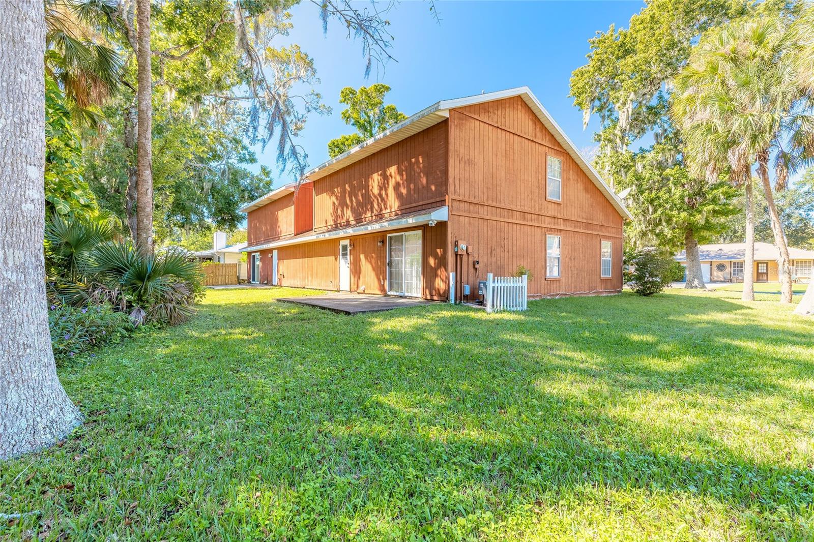 SOUTHERN OAKS - Residential