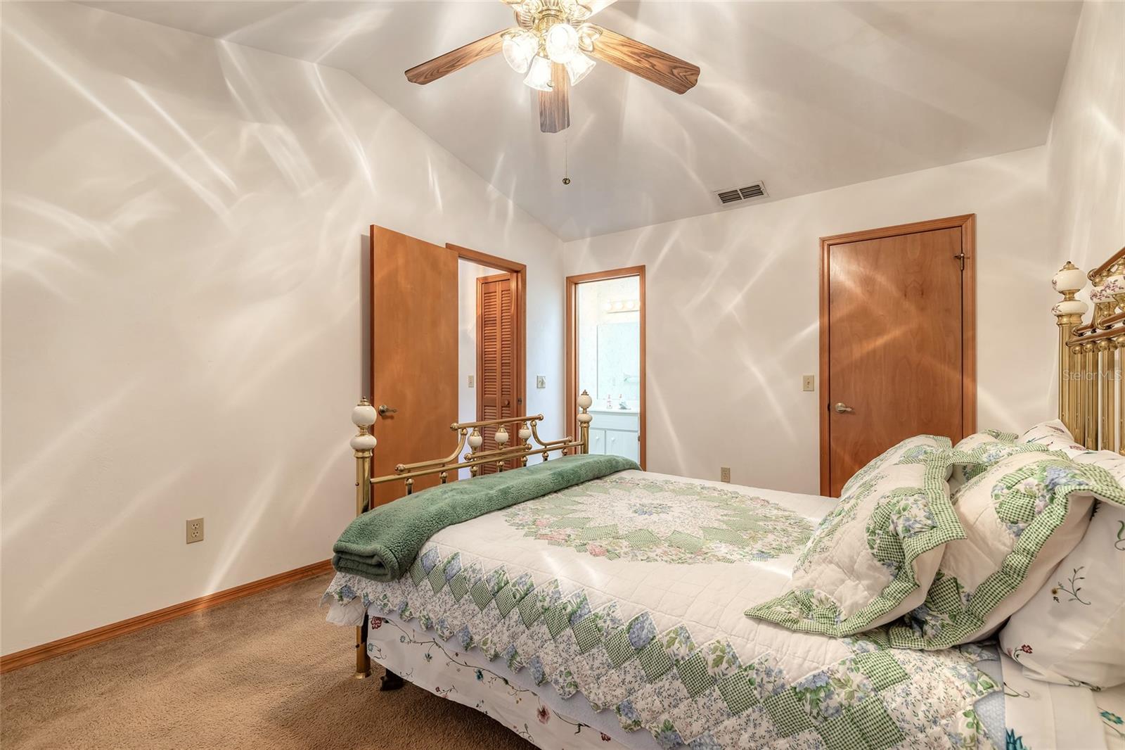 SOUTHERN OAKS - Residential