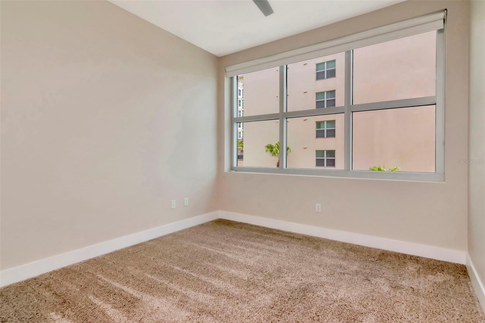 GRAND CENTRAL AT KENNEDY RESID - Residential